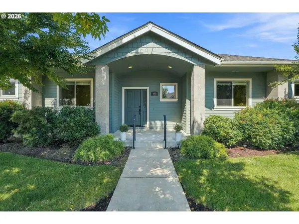988 HAMILTON ST, Springfield, OR 97477