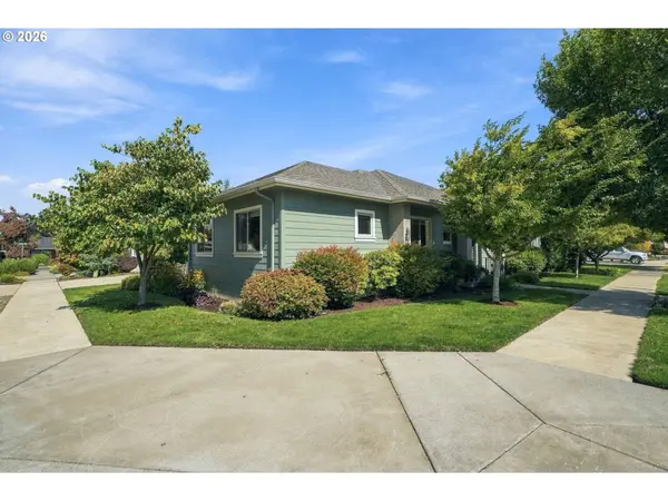 988 HAMILTON ST, Springfield, OR 97477