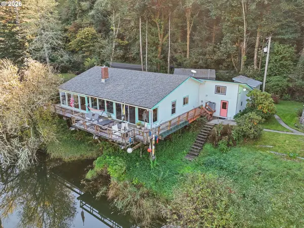 9959 SWEET CREEK RD, Mapleton, OR 97453