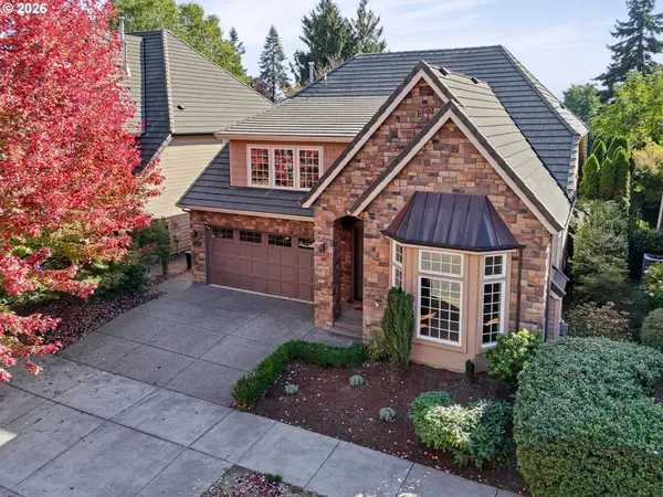 2240 TURNBERRY CT, Eugene, OR 97401