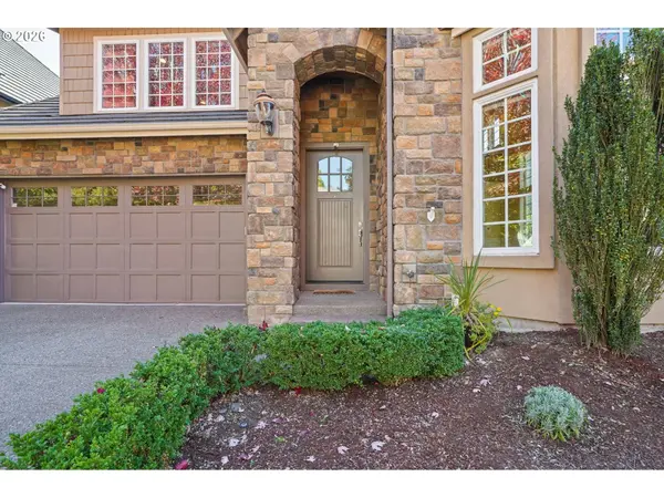 2240 TURNBERRY CT, Eugene, OR 97401