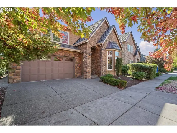 2240 TURNBERRY CT, Eugene, OR 97401