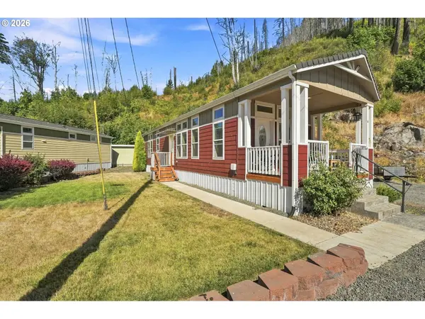 45161 MCKENZIE HWY, Walterville, OR 97489