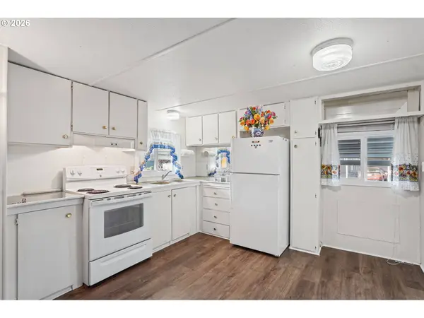 501 DIVISION AVE #64, Eugene, OR 97404