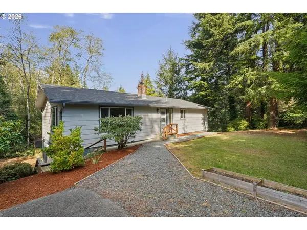 840 OCEAN BLVD SE, Coos Bay, OR 97420