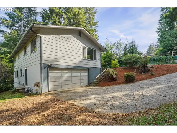 840 OCEAN BLVD SE, Coos Bay, OR 97420