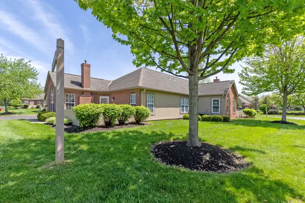 Columbus, OH 43230-6820,519 Dandy Brush Ln E #10