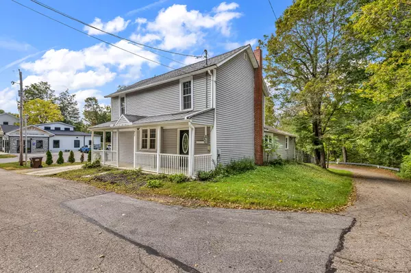 Galena, OH 43021-9228,71 Middle St