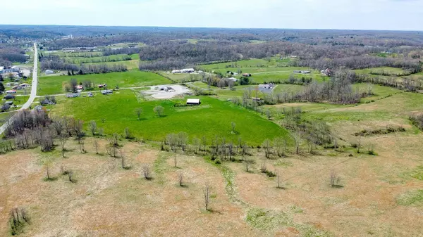 150 Zane Oak Road, Oak Hill, OH 45656