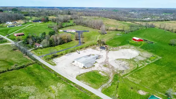 150 Zane Oak Road, Oak Hill, OH 45656