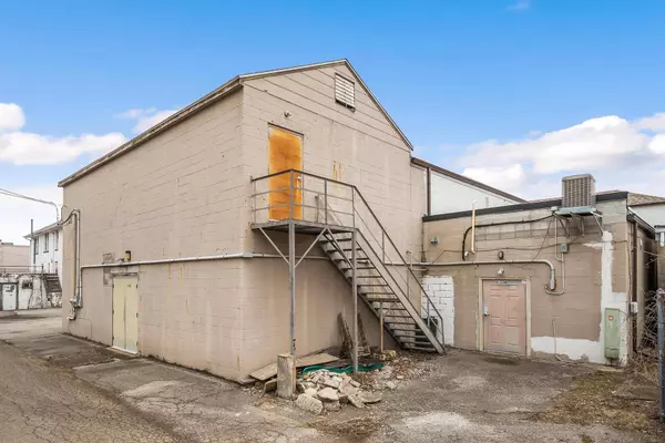 4133 E Main Street, Columbus, OH 43213