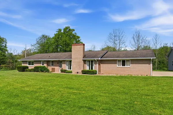 24955 State Route 83, Coshocton, OH 43812