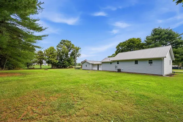 26479 Ohio 60, Warsaw, OH 43844
