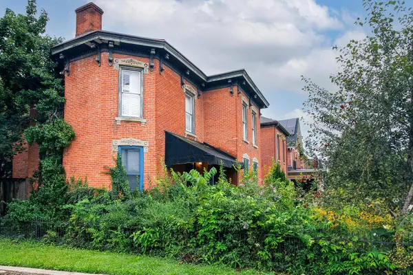 29-31 Smith Place, Columbus, OH 43201
