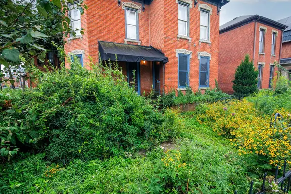 29-31 Smith Place, Columbus, OH 43201