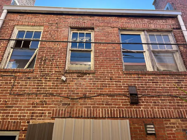 31 S 4th Street, Martins Ferry, OH 43935