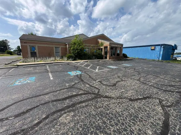 565 Industrial Parkway, Heath, OH 43056