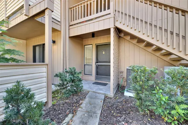 1697 BROOKHOUSE CIR #116, Sarasota, FL 34231