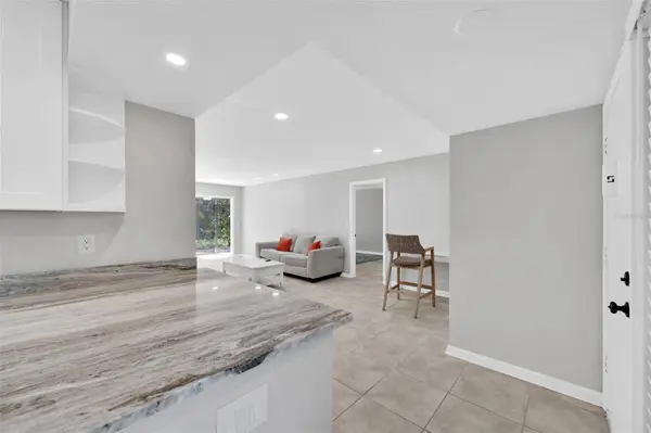 1697 BROOKHOUSE CIR #116, Sarasota, FL 34231