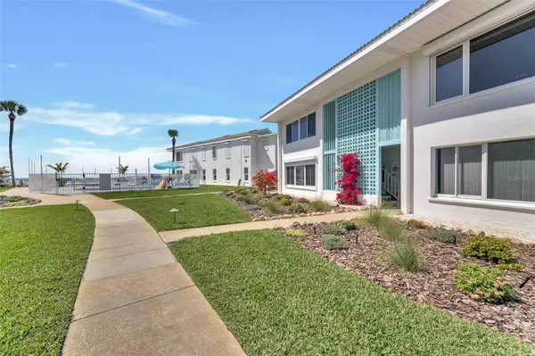 5400 GULF DR #32, Holmes Beach, FL 34217