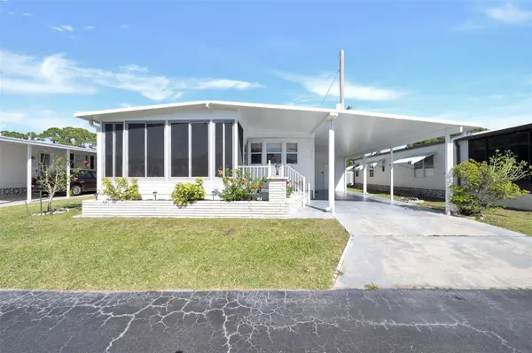 214 PALM AIR DR, Osprey, FL 34229
