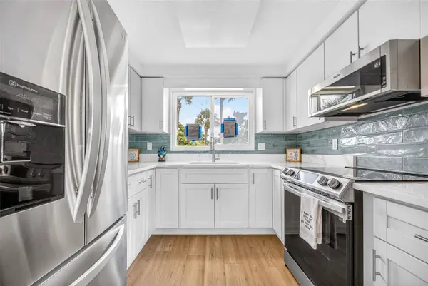 509 SPANISH DR N, Longboat Key, FL 34228