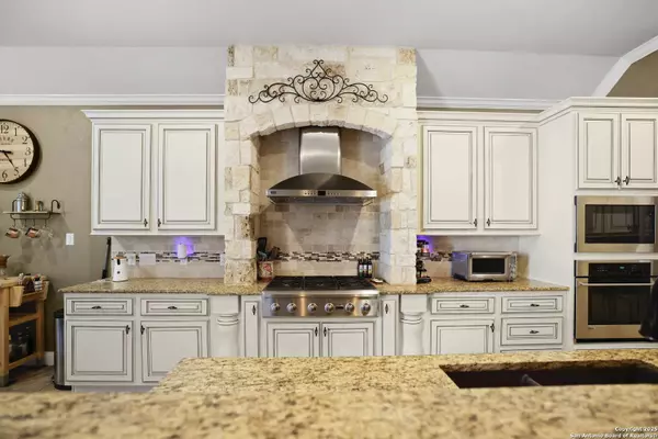 3843 Ox-Eye Daisy, San Antonio, TX 78261