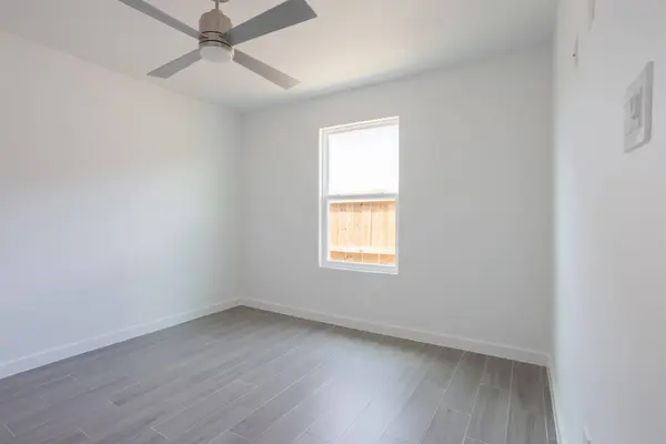 9910 Caddo Loop, Laredo, TX 78045