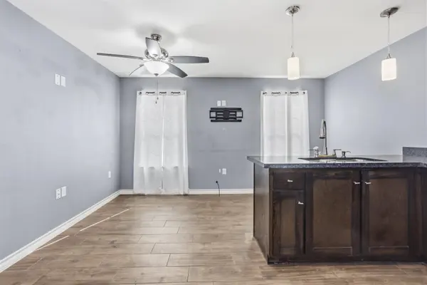 214 Allen Dr, Laredo, TX 78045