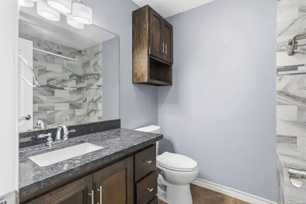 214 Allen Dr UNIT B, Laredo, TX 78045
