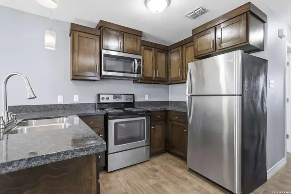 214 Allen Dr UNIT B, Laredo, TX 78045