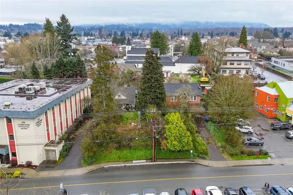 378 Duncan St, Duncan, BC V9L 3W4