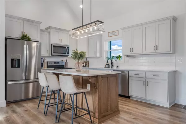 106 McCutchen Court, Auburn, KY 42206