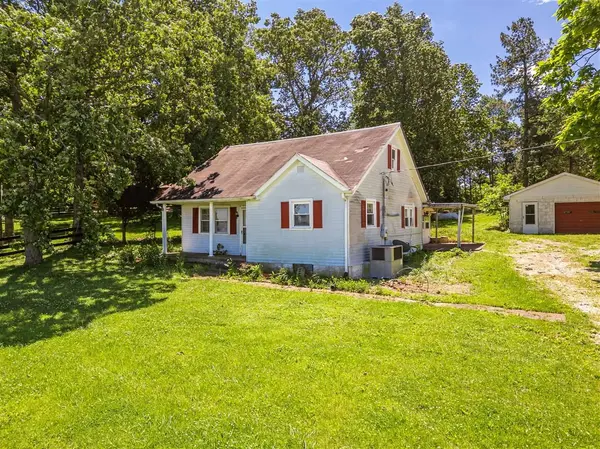 1352 W Main Street, Auburn, KY 42206