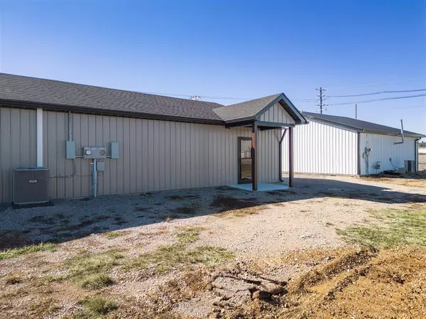 220 Emerson Bypass Road, Russellville, KY 42276