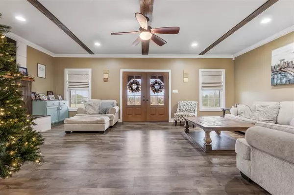 636 Flat Rock Road, Woodburn, KY 42170