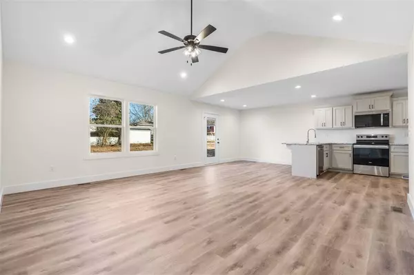 128 Sprig Street, Russellville, KY 42276