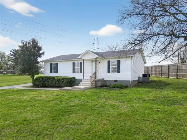 393 Peterson Avenue, Auburn, KY 42206