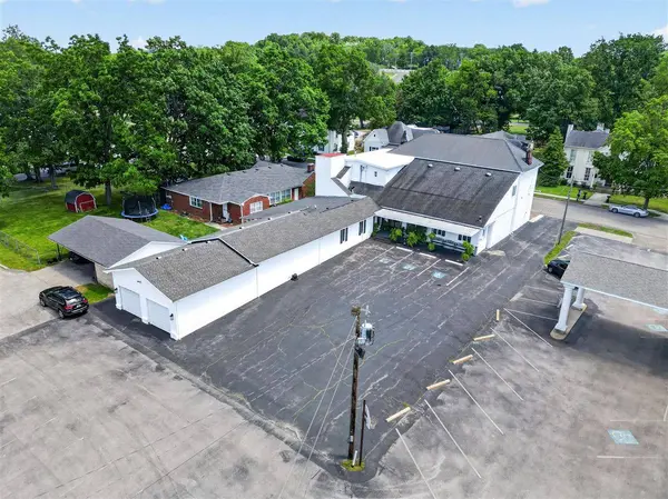151 E 6th Street, Russellville, KY 42276