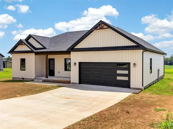 110 S Riverbend Drive, Elkton, KY 42220