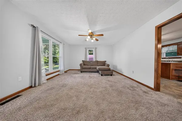 257 W D Moore Road, Russellville, KY 42276