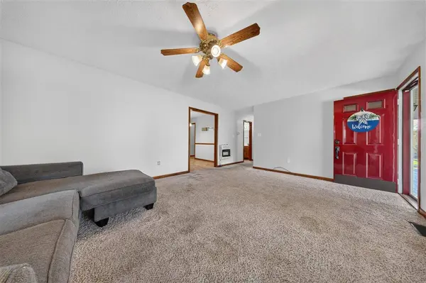 257 W D Moore Road, Russellville, KY 42276