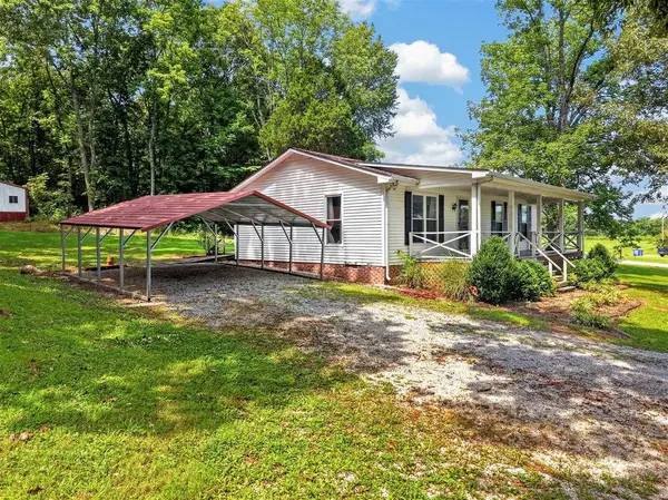 257 W D Moore Road, Russellville, KY 42276