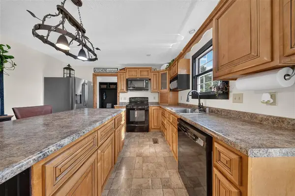 17 Clyde Gorham Road, Lewisburg, KY 42256