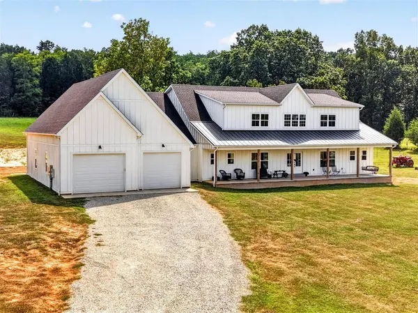 600 Mud River Church Road, Russellville, KY 42206