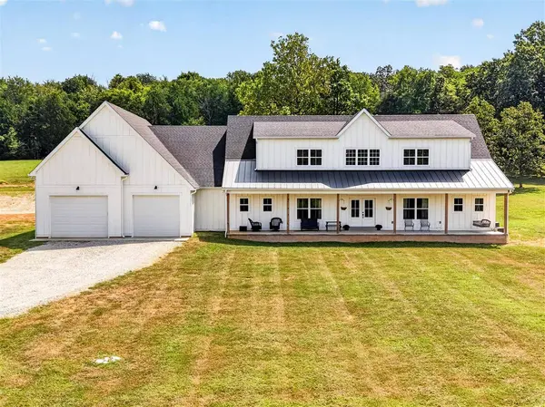 600 Mud River Church Road