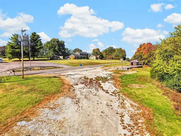 17528 Lewisburg Road, Lewisburg, KY