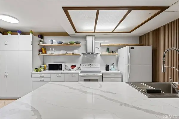 3535 Banbury #14, Riverside, CA 92505