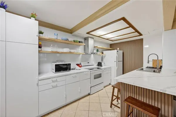 3535 Banbury #14, Riverside, CA 92505