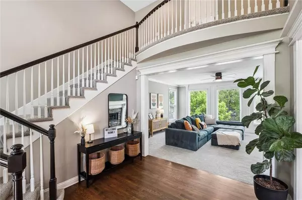 14347 Bond ST, Overland Park, KS 66221